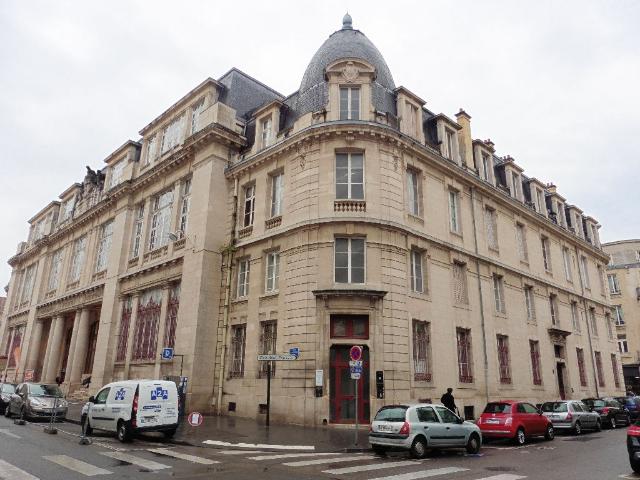 Appartement 3 pièce s 2 chambre s 88.71 m²