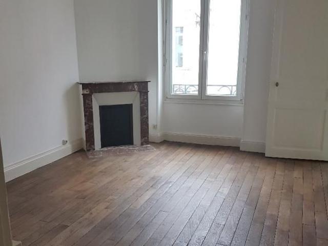 APPARTEMENT 3 pièce s 54m²