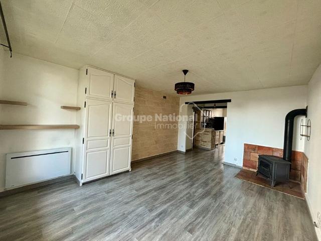 Appartement 3 pièce s 65.05 m2 avec balcon, à Tarascon