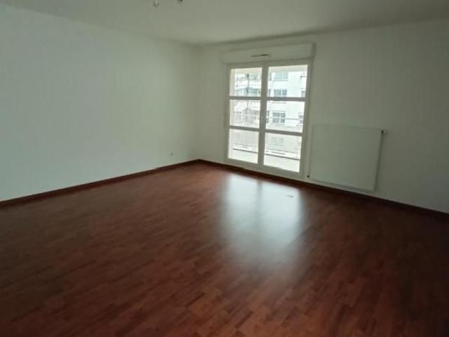 APPARTEMENT 3 pièce s 67m²