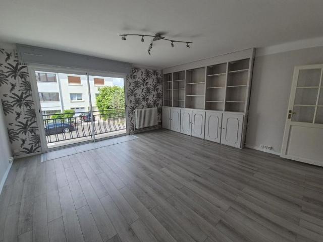 APPARTEMENT 3 pièce s 67m²