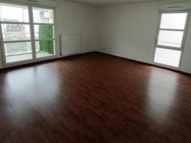 APPARTEMENT 3 pièce s 67m²
