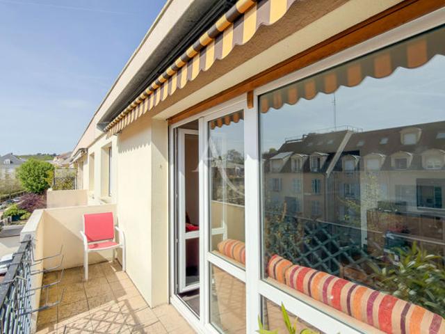 Appartement 3 pièce s 68.51 m2 au dernier étage avec ascenseur