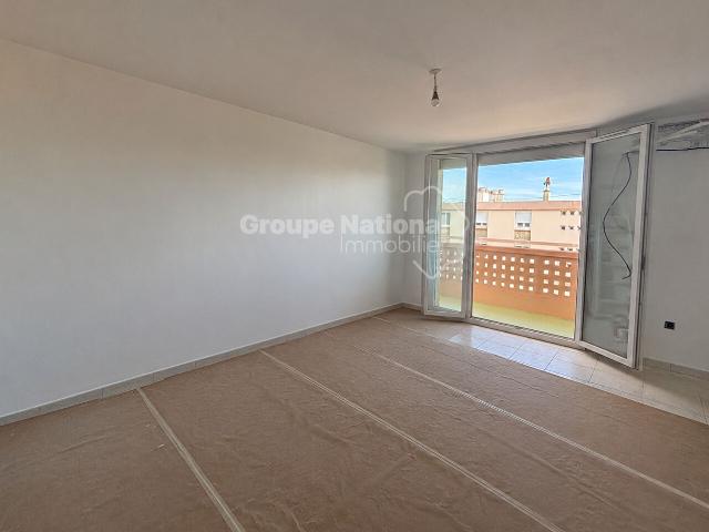 Appartement 3 pièce s de 55.50m2 avec balcon, à Beaucaire