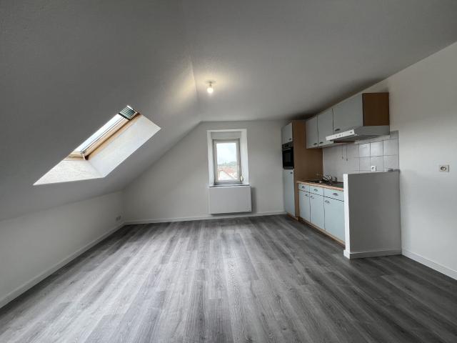 Appartement 3 pièces, 40 m² à louer à Charquemont 25140