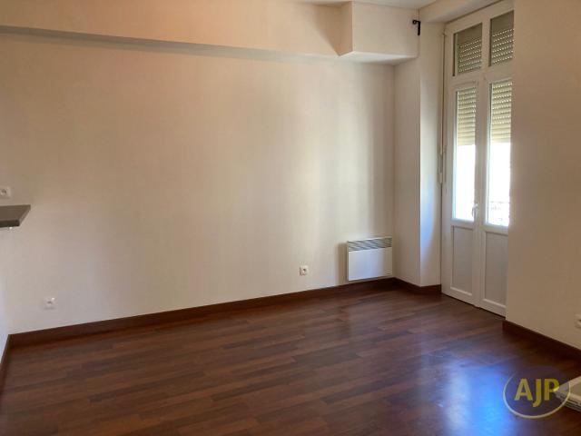 Appartement 3 pièces, 41 m² à louer à Pauillac 33250