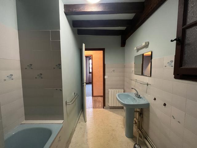 Appartement 3 pièces, 41 m² à louer à Saint Jean Pied de Port 64220