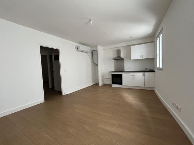 Appartement 3 pièces, 42 m² à louer à Aubagne 13400