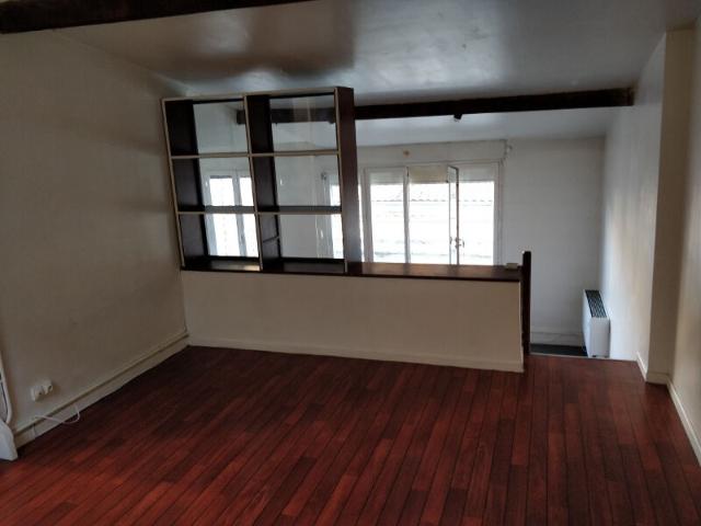 Appartement 3 pièces, 47 m² à louer à Bordeaux 33000