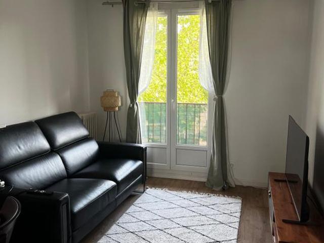Appartement 3 pièces, 47 m² à louer à Nanterre 92000