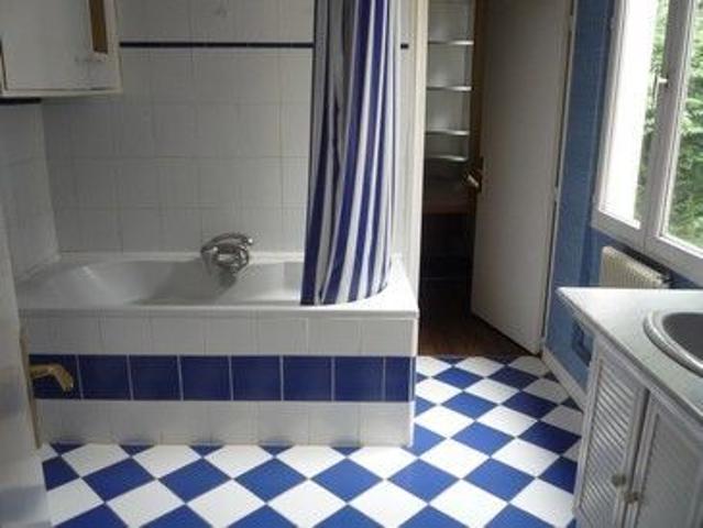 Appartement 3 pièces, 44 m² à louer à Versailles 78000