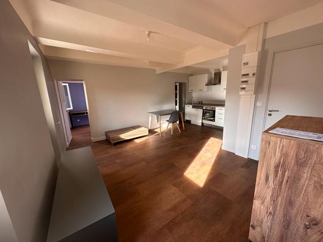 Appartement 3 pièces, 44 m² à louer à Aix en Provence 13540