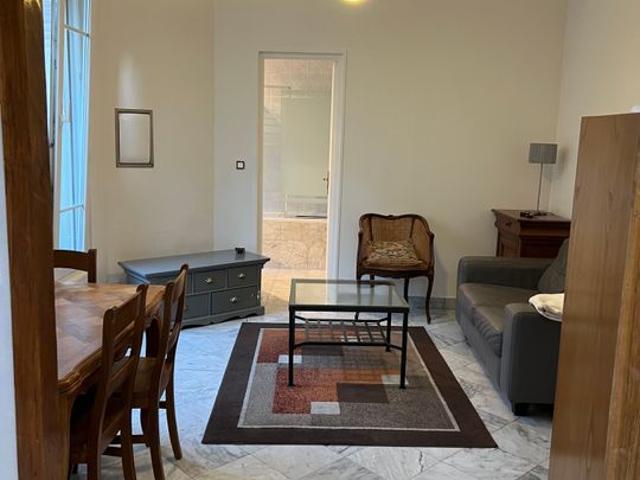 Appartement 3 pièces, 44 m² à louer à Courbevoie 92400