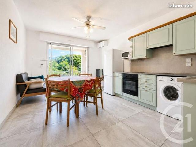 Appartement 3 pièces 44 m²