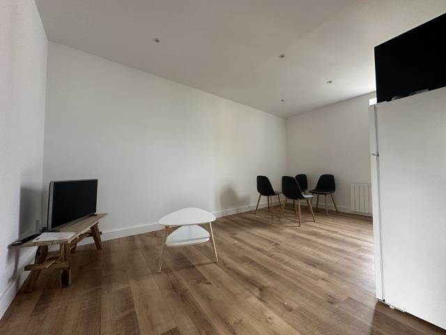 Appartement 3 pièces 45.14 m2 BAIL MEUBLE A L ANNEE