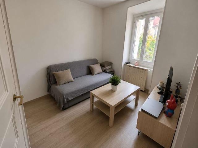 Appartement 3 pièces, 45 m² à louer à Millau 12100