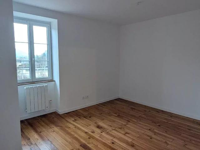 Appartement 3 pièces, 46 m² à louer à Lamure sur Azergues 69870