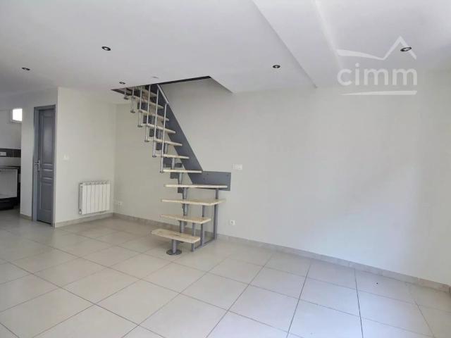 Appartement 3 pièces, 46 m² à louer à Meysse 07400