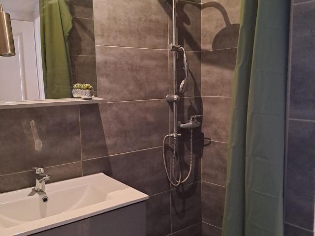 Appartement 3 pièces, 49 m² à louer à La Cadière d'Azur 83740