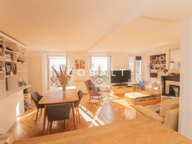 Appartement 3 pièces 4ème étage Paris 9ème