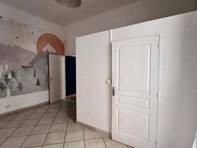 Appartement 3 pièces, 53 m² à louer à Toulon 83000