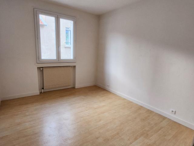Appartement 3 pièces, 53 m² à louer à Chamalières 63400