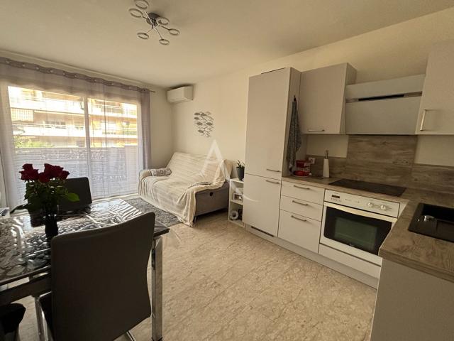 Appartement 3 pièces, 53 m² à louer à Nice 06100