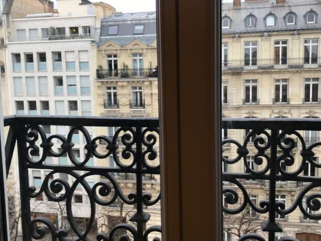 Appartement 3 pièces, 53 m² à louer à Paris 17 75017