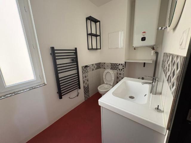 Appartement 3 pièces, 53 m² à louer à Riez 04500