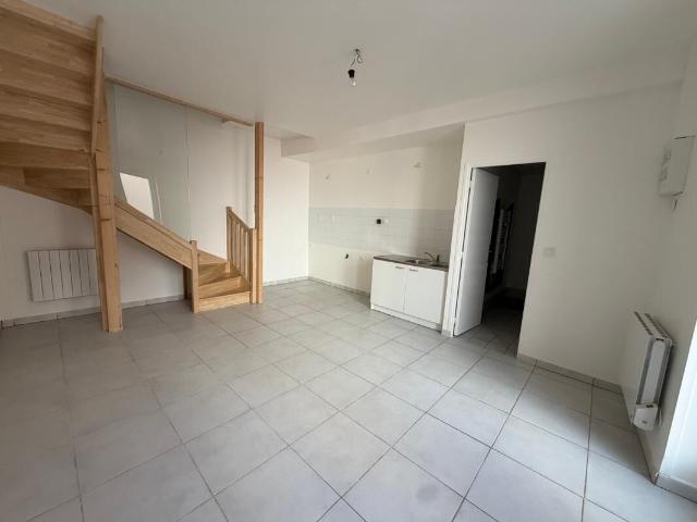 Appartement 3 pièces, 53 m² à louer à Saint Genis Laval 69230