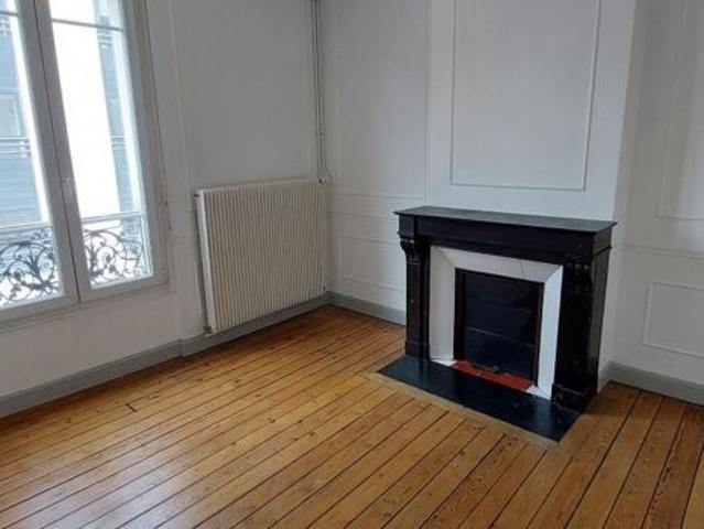 Appartement 3 pièces 53m2 REIMS 725 euros