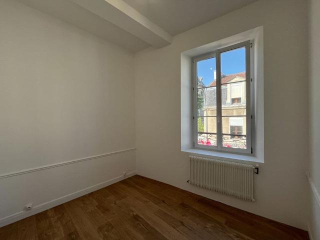 APPARTEMENT 3 PIECES 53M² REIMS