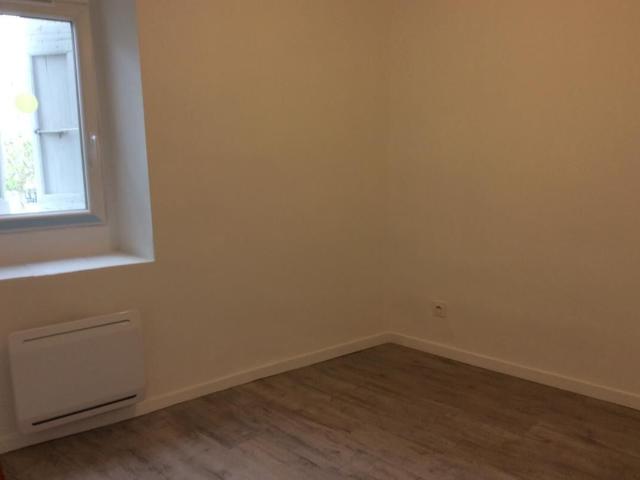 Appartement 3 pièces, 50 m² à louer à Airoux 11320