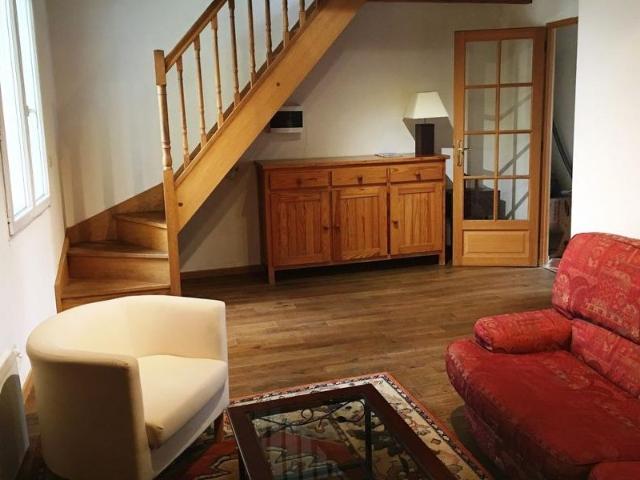 Appartement 3 pièces, 50 m² à louer à Bordeaux 33000