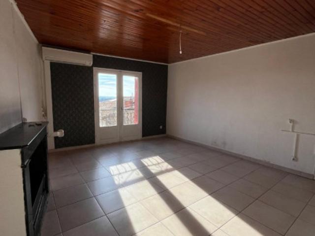Appartement 3 pièces, 50m² habitables, en location à Capestang 432.75 € par mois