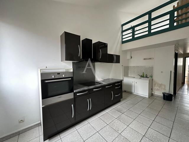 Appartement 3 pièces, 51 m² à louer à Rochefort 17300