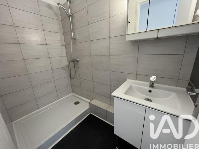 Appartement 3 pièces, 52 m² à louer à Nîmes 30000