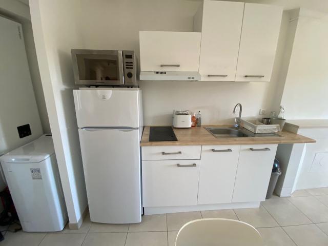 Appartement 3 pièces, 52 m² à louer à Nîmes 30000