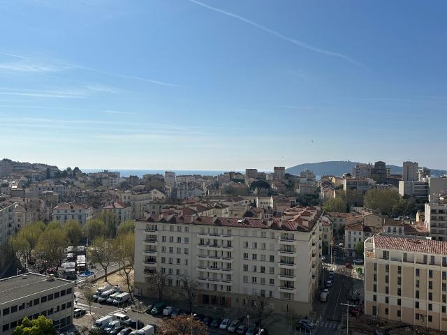 Appartement 3 pièces, 57 m² à louer à Toulon 83000