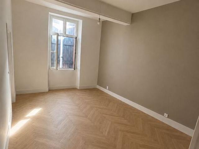 Appartement 3 pièces, 57 m² à louer à Montauban 82000