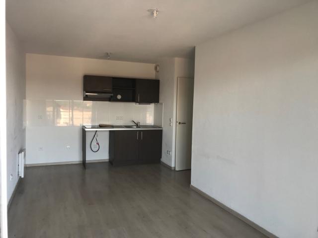 Appartement 3 pièces, 57 m² à louer à Montélimar 26200