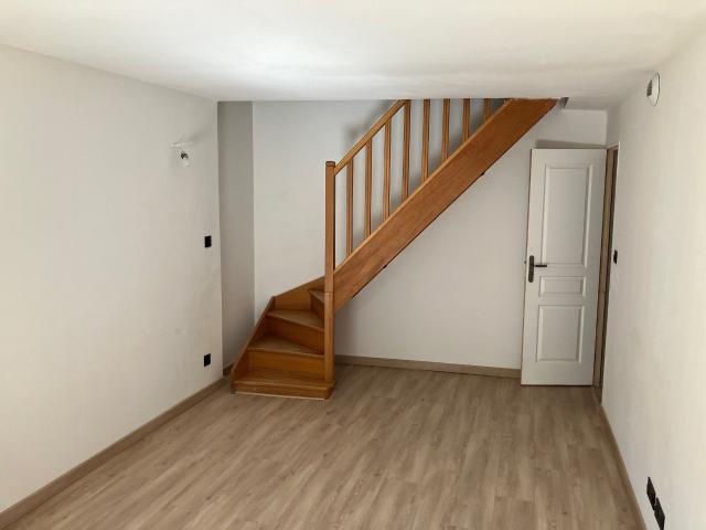 Appartement 3 pièces, 57 m² à louer à Monteux 84170