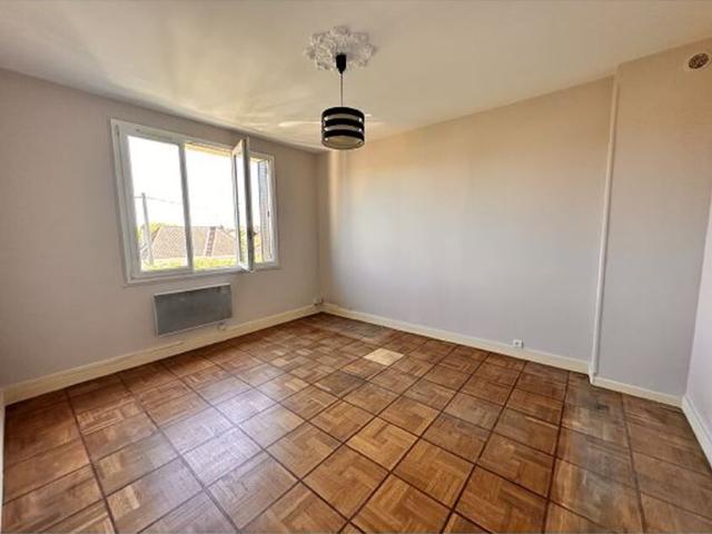 Appartement 3 pièces, 54 m² à louer à Choisy le Roi 94600