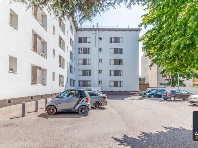 Appartement 3 pièces, 54 m² à louer à Décines Charpieu 69150