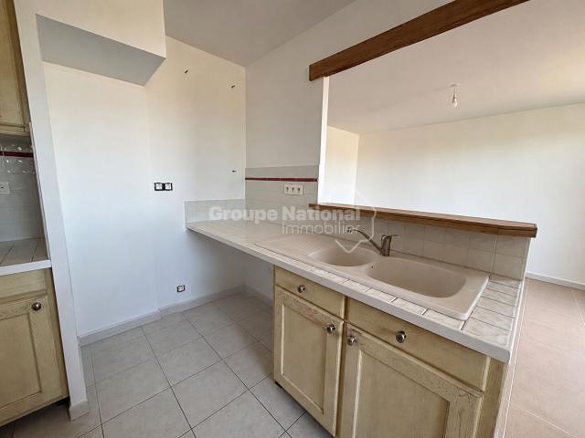 Appartement 3 pièces, 55 m² à louer à Beaucaire 30300