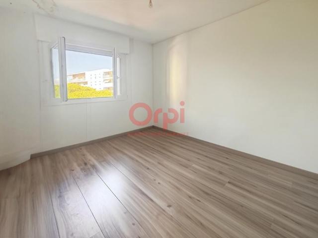 Appartement 3 pièces, 55 m² à louer à Fréjus 83600