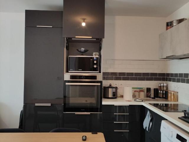 Appartement 3 pièces, 55 m² à louer à Marseille 11 13011
