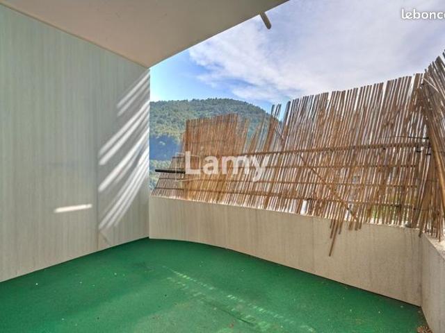 Appartement 3 pièces 55 m²