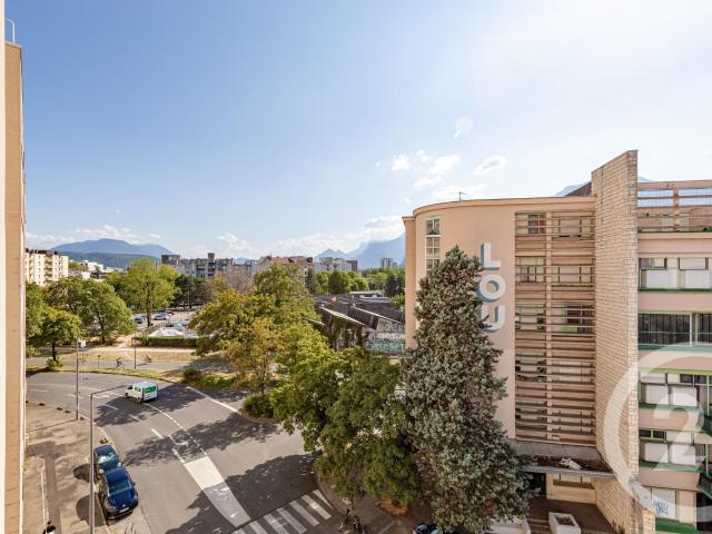 Appartement 3 pièces 55 m²