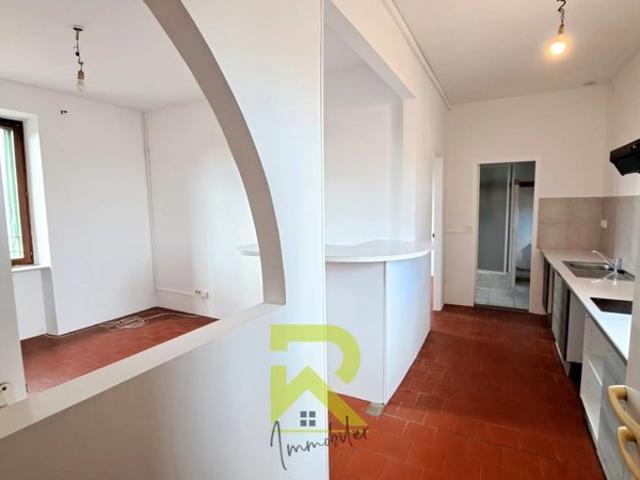 Appartement 3 pièces 56 m2 Dernier étage Traversant 24